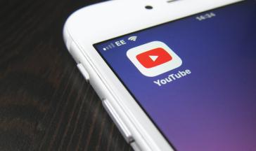 Youtube Logo on mobile